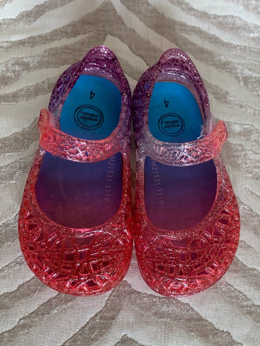 Wonder Nation Pink Purple Ombre Jelly Mary-Jane Sandals Baby Size 4